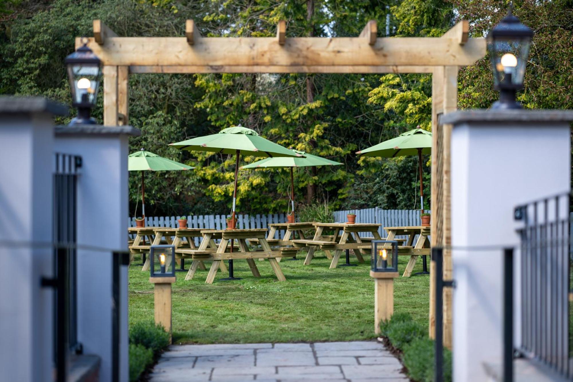 House By Chef & Brewer Collection