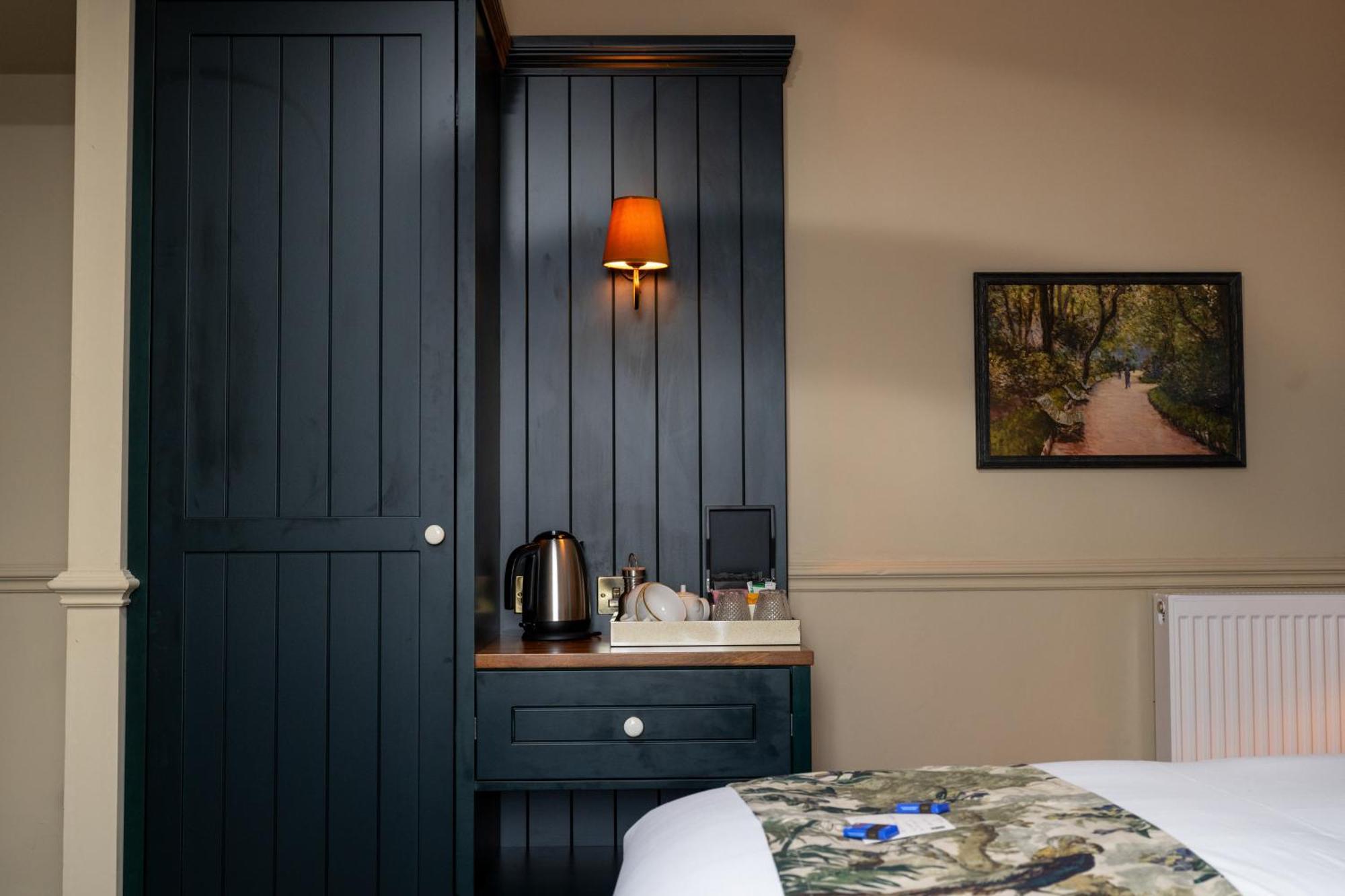 House By Chef & Brewer Collection 4*