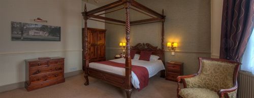 House By Chef & Brewer Collection Himley